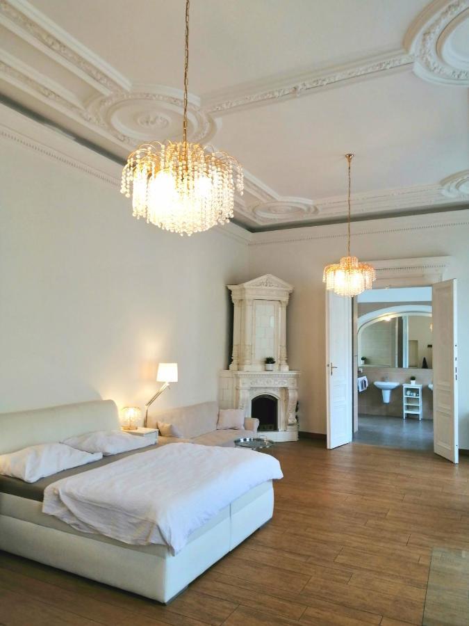 Luxury Design Centre Apartment Brno