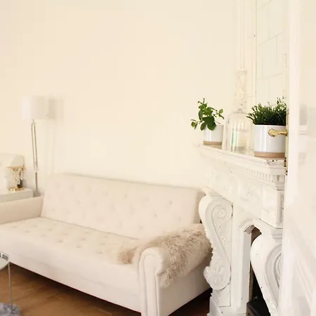 Luxury Design City Centre Apartment Brno Exterior photo